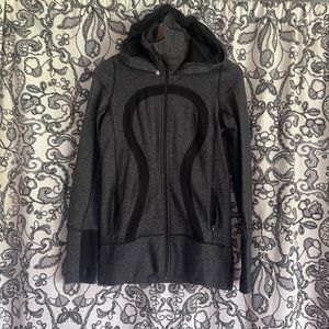 Lululemon jacket sz 6 herringbone